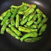 市販のタレでめちゃ簡単 ししとうの照り焼き レシピ 作り方 By Kuuuma 楽天レシピ