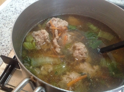 チンゲン菜と肉団子スープ