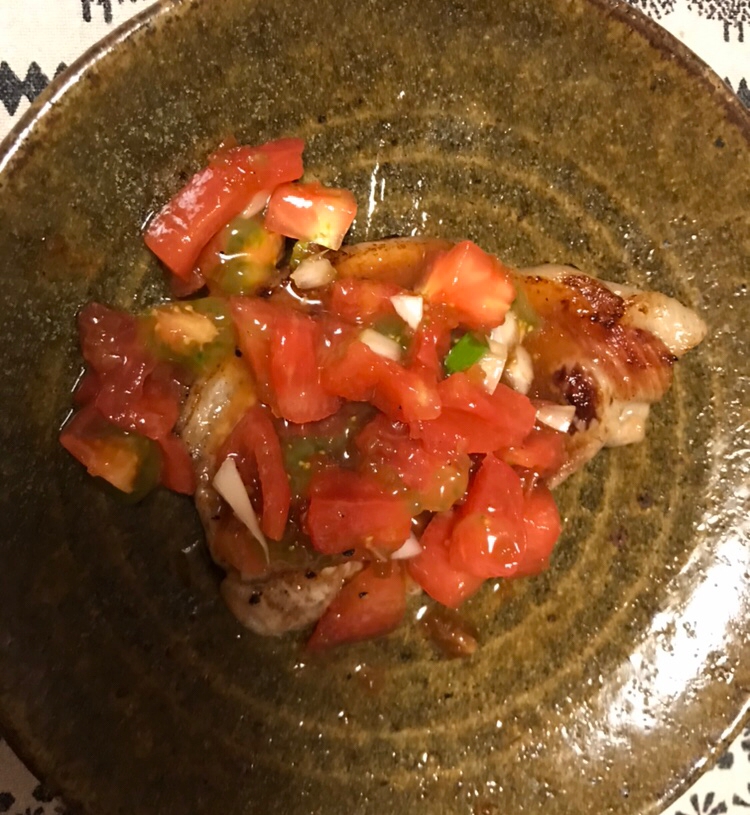 豚肉のトマト玉ねぎ生姜ソース焼き