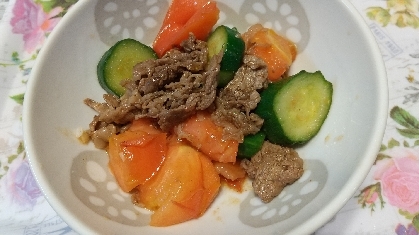 にんにく醤油で❤牛肉＆トマト＆胡瓜の生姜炒め♪