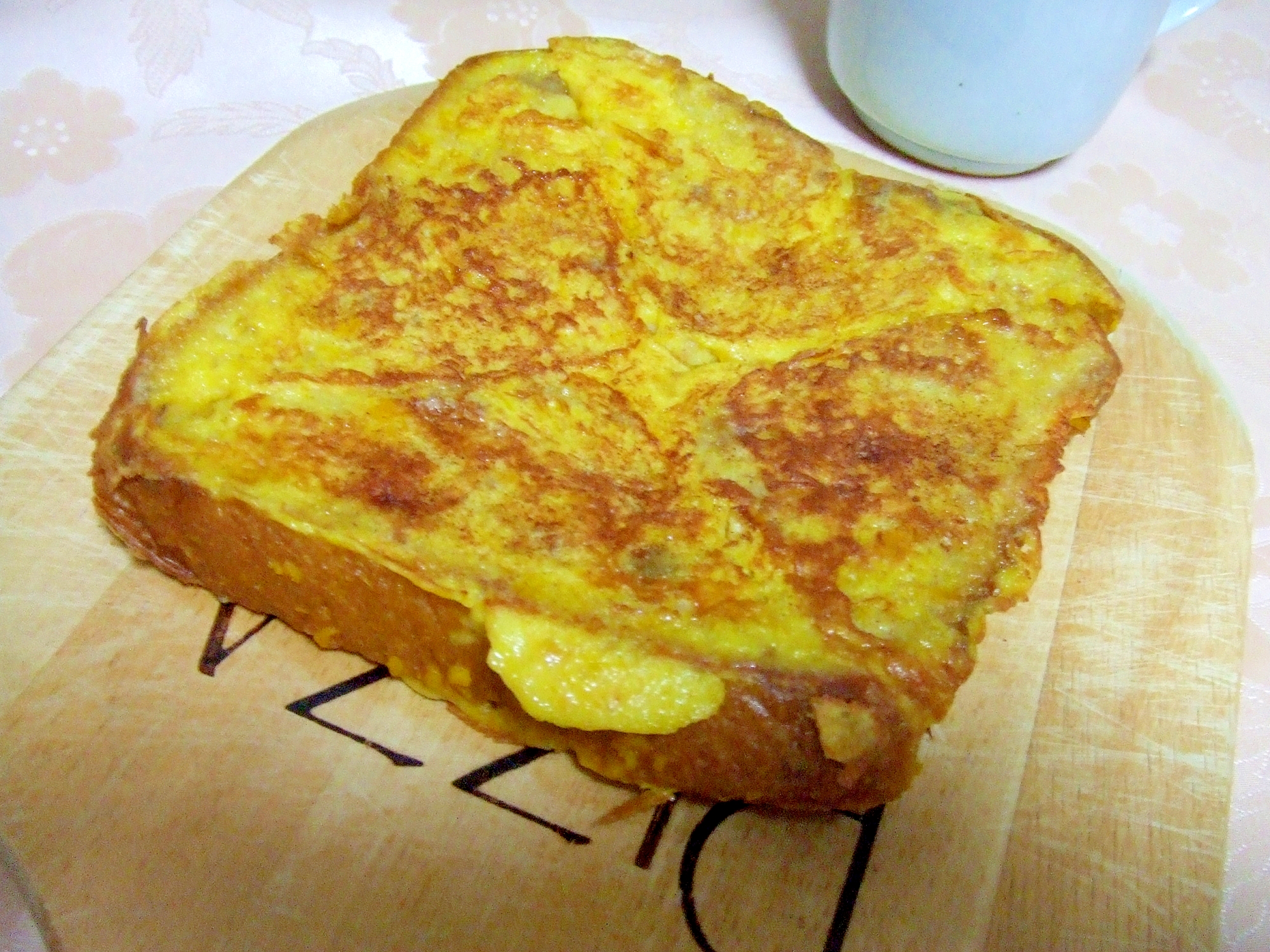 かぼちゃとくるみ食パンのフレンチトースト