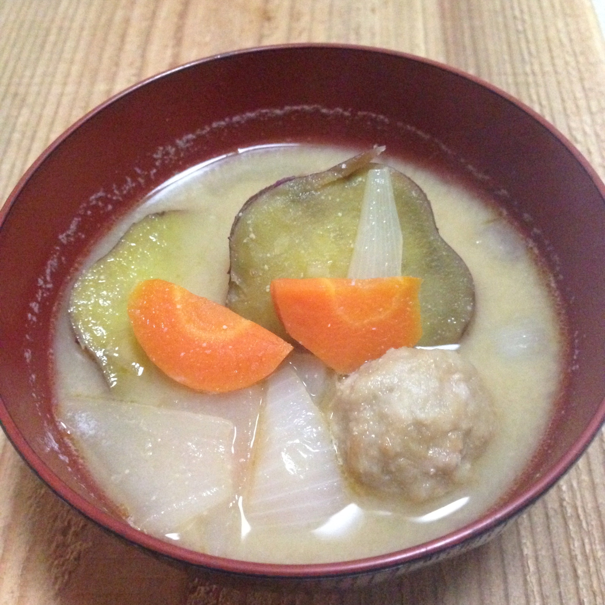 さつま芋のバター焼き＆肉団子de食べる味噌汁♪