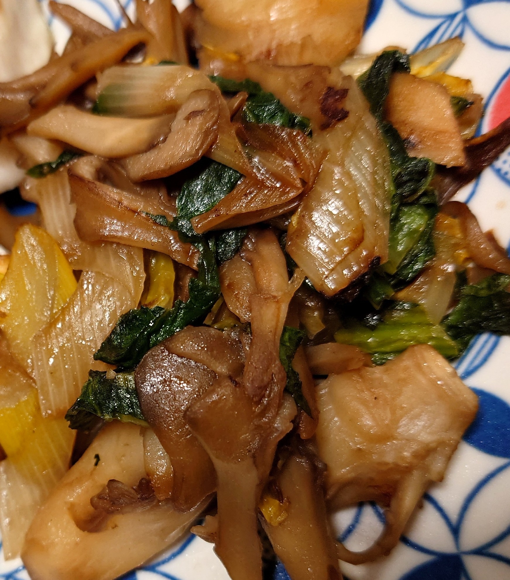 舞茸と野菜のソース炒め