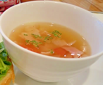 簡単 レンジで美味しい コンソメスープ レシピ 作り方 By ぽっちゅんママ 楽天レシピ