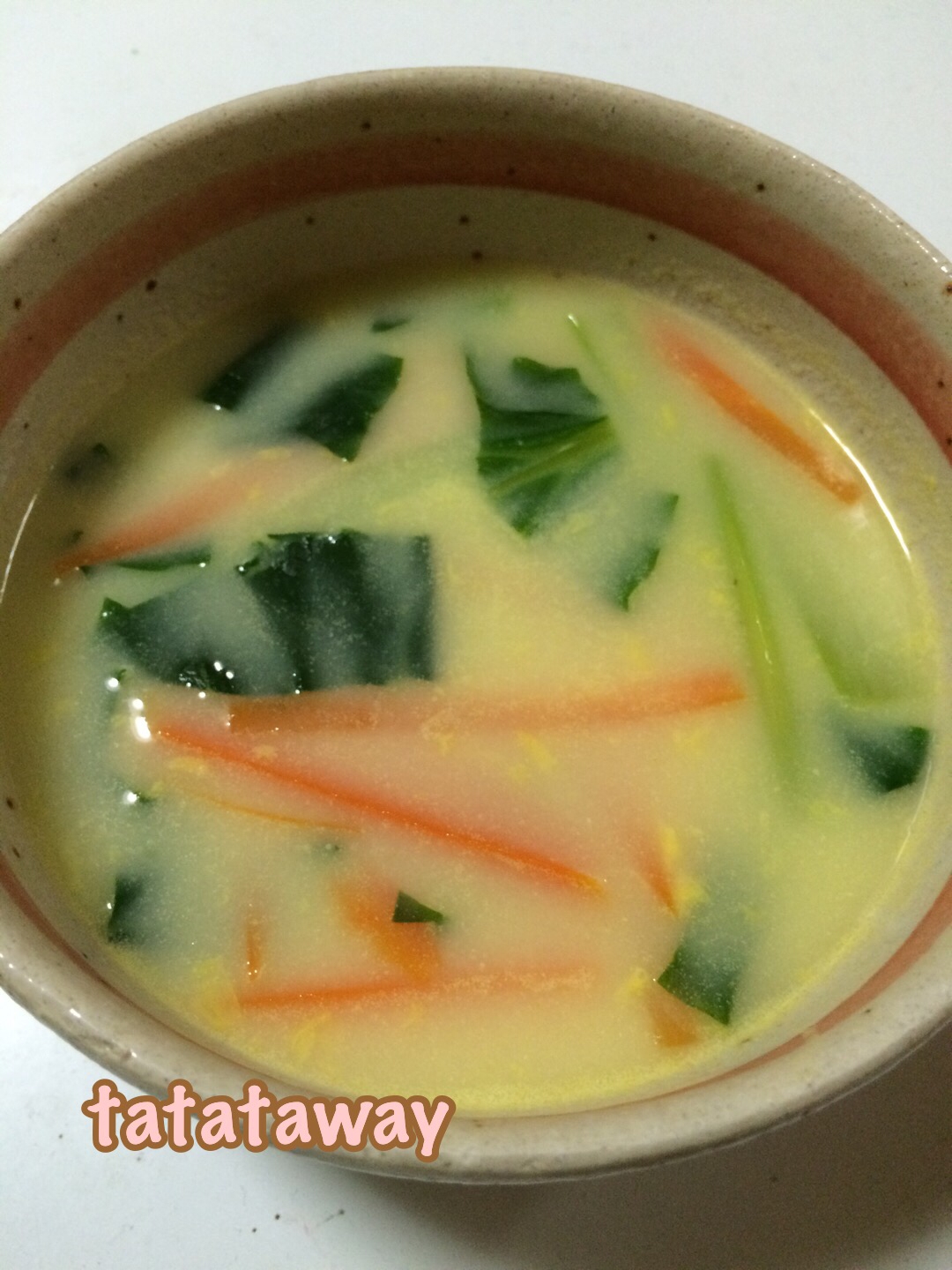 小松菜とニンジンのコーンクリームスープ