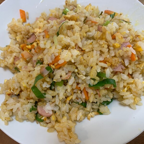 鶏ガラスープの素でチャーハン レシピ 作り方 By Yabazo 楽天レシピ 鶏ガラスープの素でチャーハン レシピ 作り方 By Yabazo 楽天レシピ