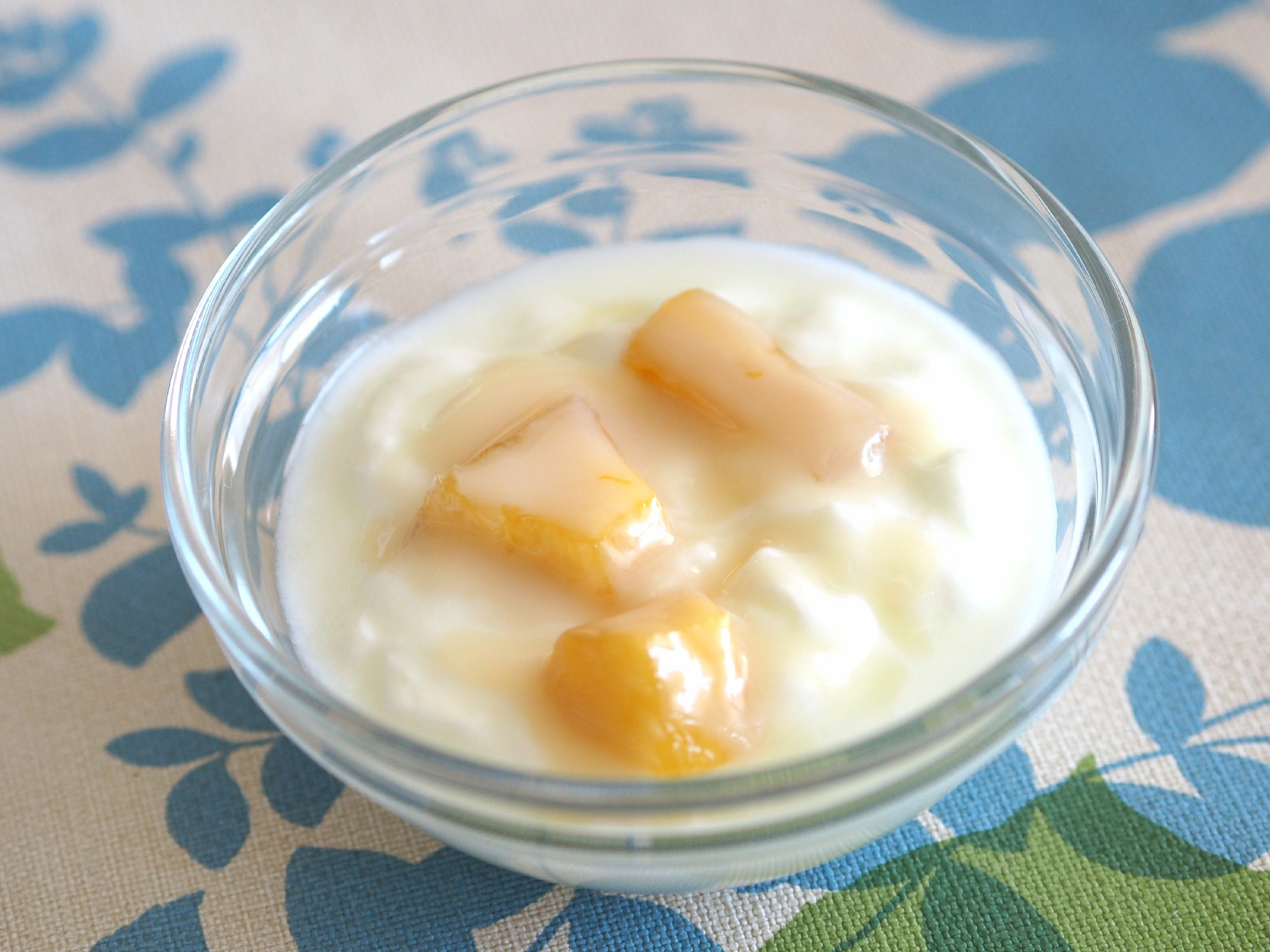 トロピカルなパイナップルヨーグルト♫