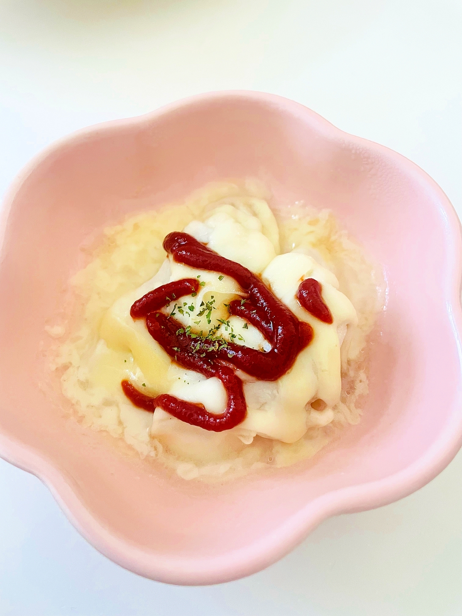 市販の餃子で簡単！チーズのせ餃子