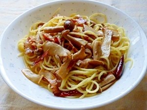 きのことベーコンのペペロンチーノ レシピ 作り方 By じぇりねこ 楽天レシピ