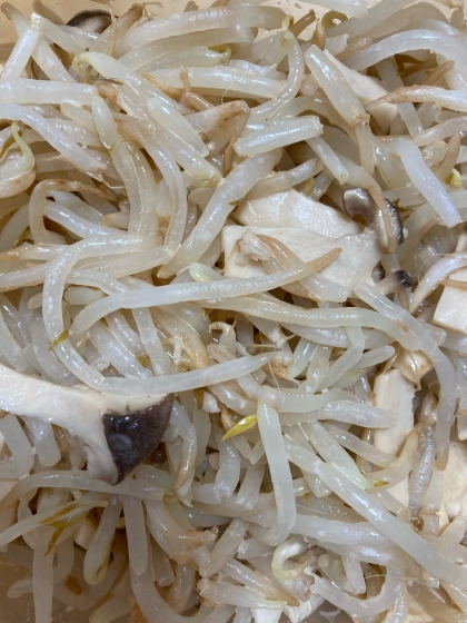 レンジで簡単♡豆もやしとエリンギのオイマヨ和え