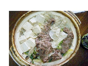 牛肉と餃子の鍋