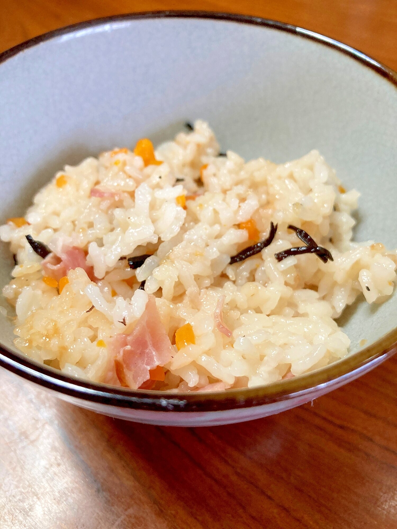 ひじき、人参、ベーコンの炊き込みご飯 レシピ・作り方 by 水玉模様