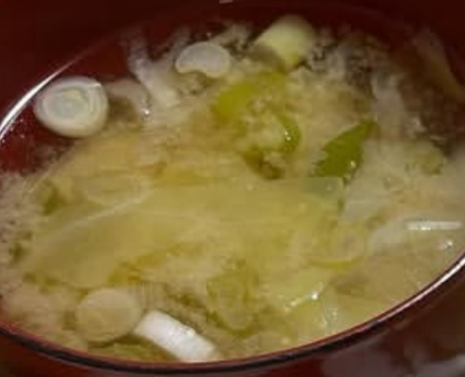 キャベツとねぎのお味噌汁✧˖°