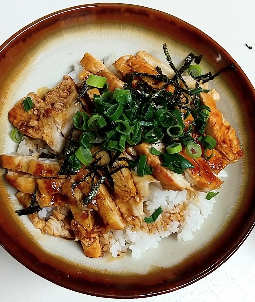 鶏むね肉のひつまぶし風照り焼き丼