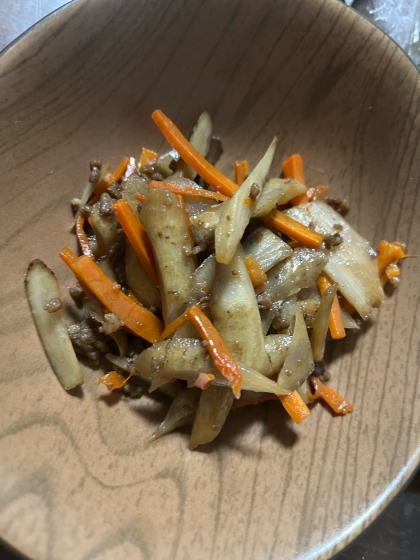 ご飯がすすむ☆挽き肉のきんぴらごぼう