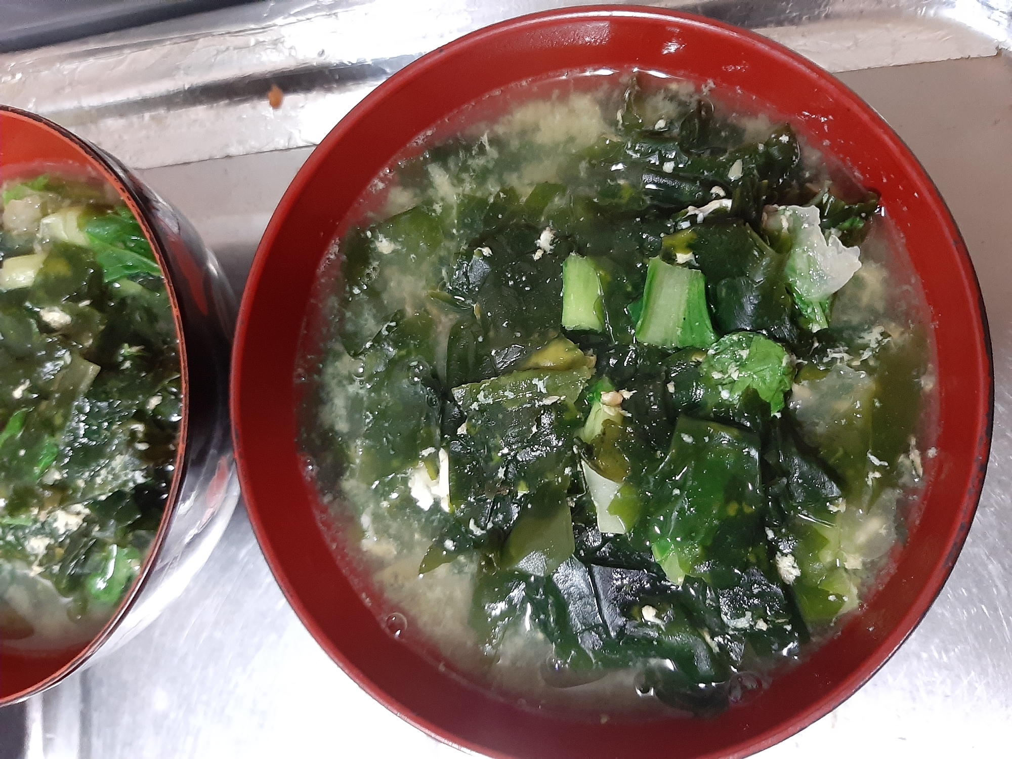 小松菜　海藻サラダ　鮭フレーク　卵　スープ