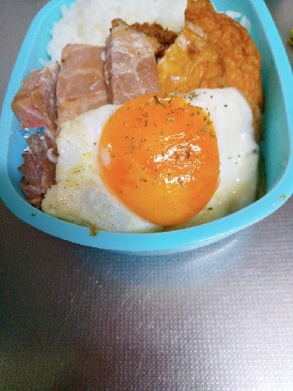 焼き目で美味しく目玉焼き！