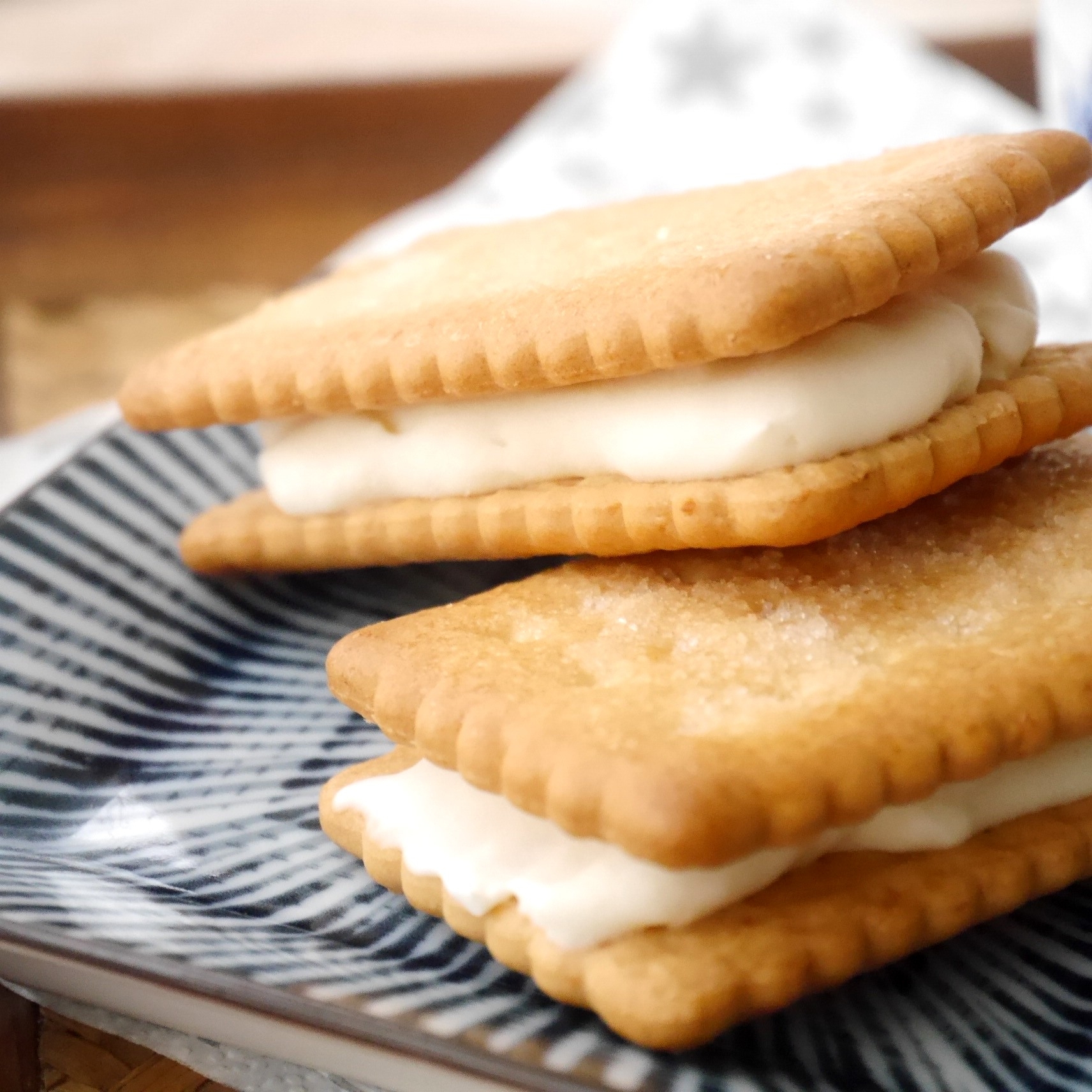 生クリーム冷凍するだけ アイスビスケット レシピ 作り方 By Yunachi 楽天レシピ 生クリーム冷凍するだけ アイスビスケット レシピ 作り方 By Yunachi 楽天レシピ