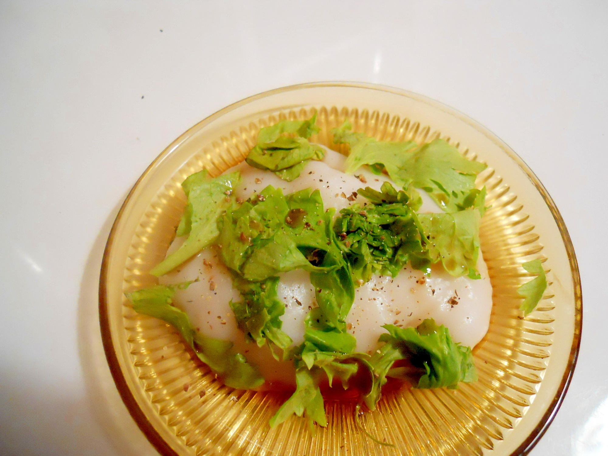 エコ☆セコ　レンチン餅♪　セロリの葉＆ペッパー醤油