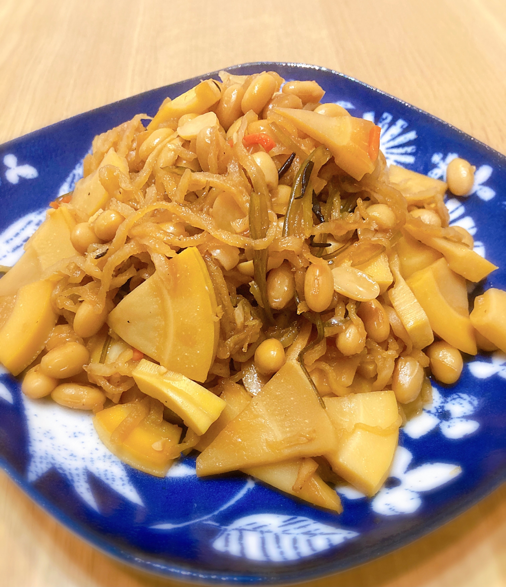 たっぷり切り干し大根とふっくら蒸し大豆の煮物
