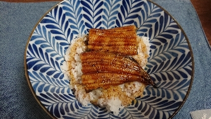 頂き物の冷凍うなぎ
 は初めての方法でしたが、ふっくら美味しくできました(*´ー｀*)