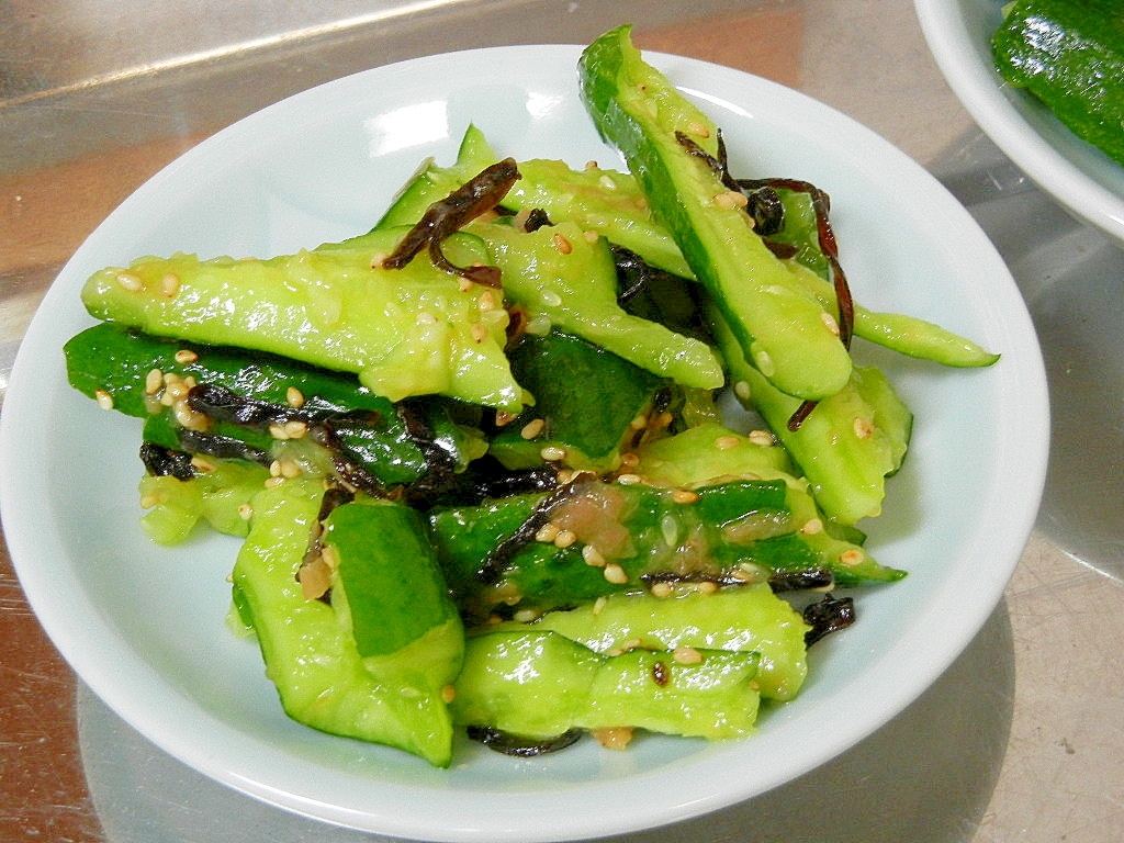 たたききゅうりの梅塩昆布和え レシピ 作り方 By Kon9093 楽天レシピ たたききゅうりの梅塩昆布和え レシピ 作り方 By Kon9093 楽天レシピ