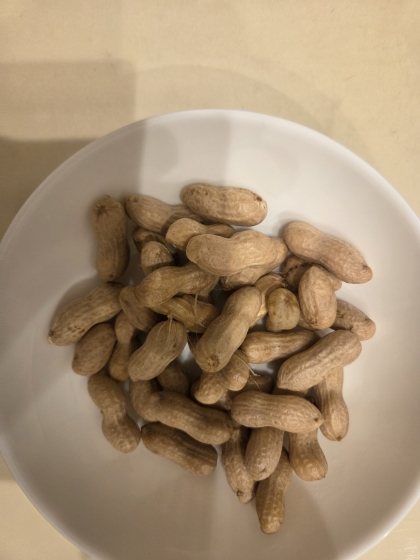 美味しくてやみつき！生落花生の塩茹で