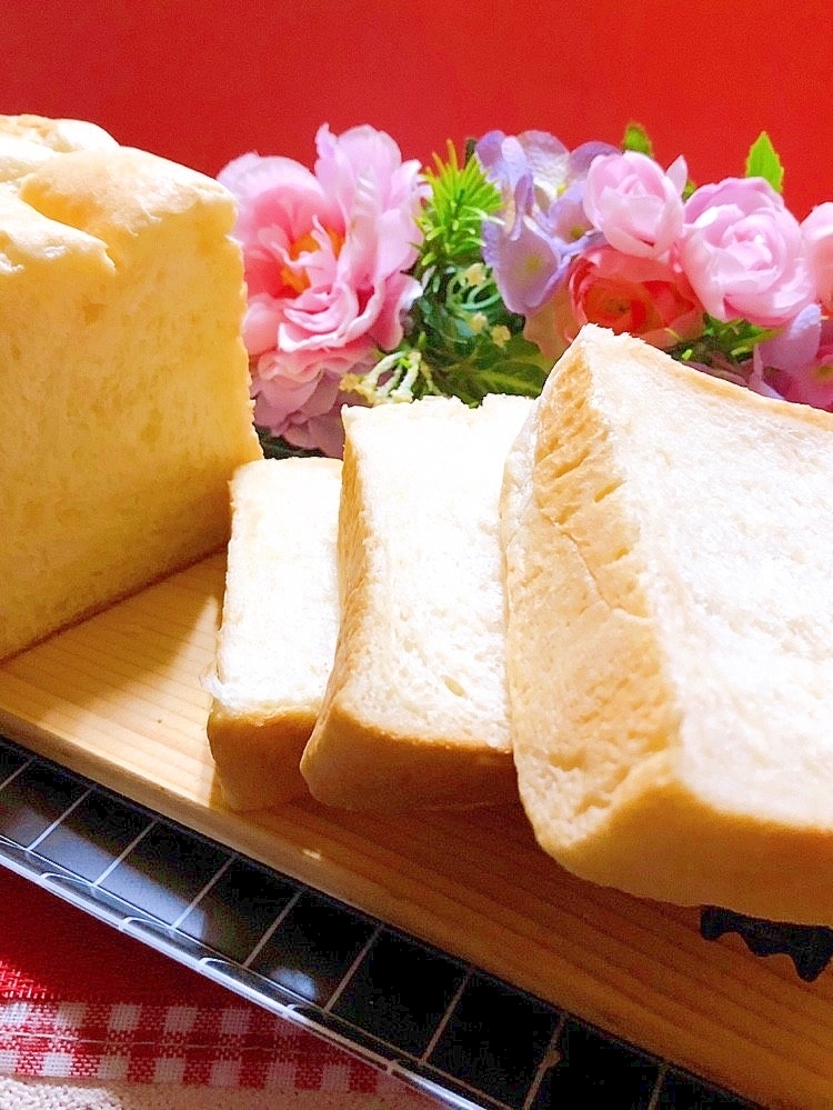 生クリーム入り ふんわり食パン 一次発酵hb使用 レシピ 作り方 By チョコih 楽天レシピ 生クリーム入り ふんわり食パン 一次発酵hb使用 レシピ 作り方 By チョコih 楽天レシピ