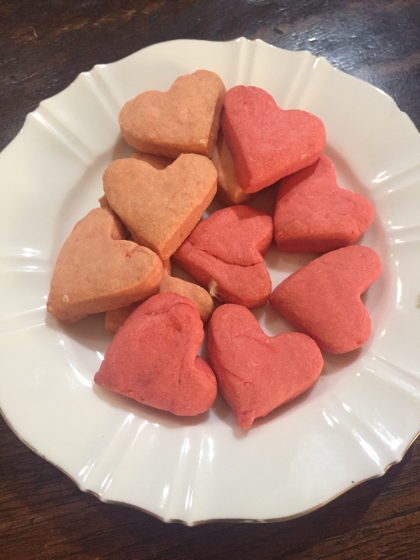 きれいな 赤いハートのクッキー バレンタインにも レシピ 作り方 By Balletmom 楽天レシピ きれいな 赤いハートのクッキー バレンタインにも レシピ 作り方 By Balletmom 楽天レシピ