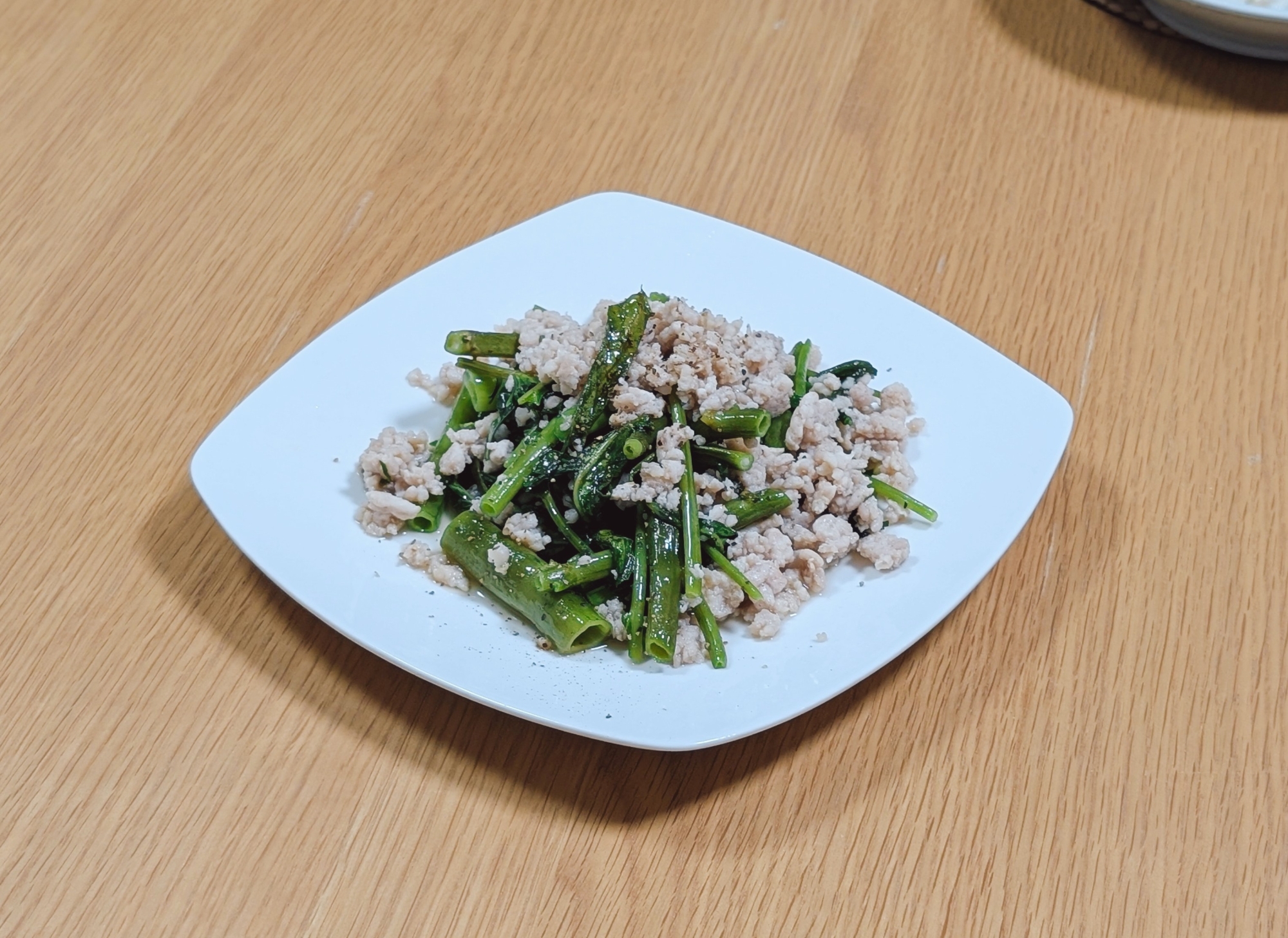 空芯菜とひき肉の炒めもの