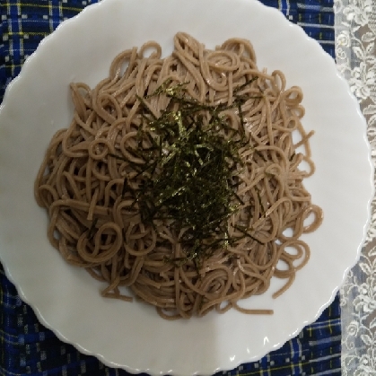 yuki2244さん
こんにちは
家族がざる蕎麦大好物
ご自分でつくり
ご自分でたれつくり
食べておられました
┌|o^▽^o|┘♪
ヘルシーで美味しいですね