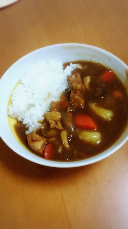 久しぶりにチキンカレー♪
美味しく頂きました！
ごちそうさまでした～☆