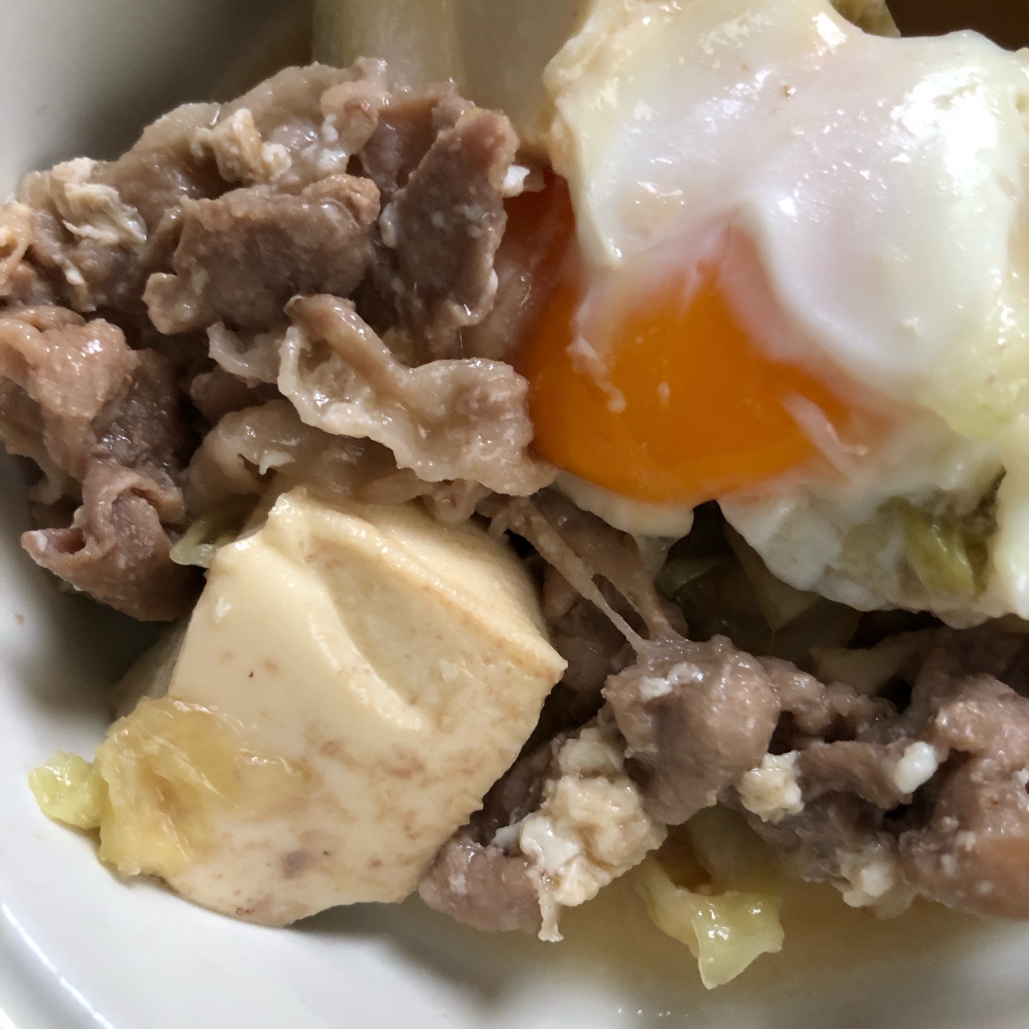 肉豆腐と卵