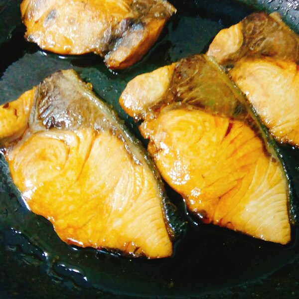 簡単 甘辛うまうま ブリの照り焼き レシピ 作り方 By Suimy7447 楽天レシピ 簡単 甘辛うまうま ブリの照り焼き レシピ 作り方 By Suimy7447 楽天レシピ