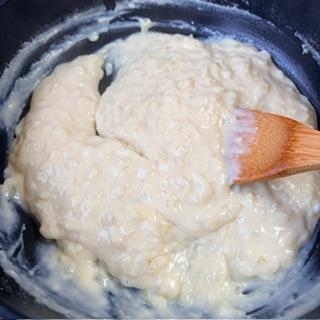 低脂肪牛乳で自家製ホワイトソース