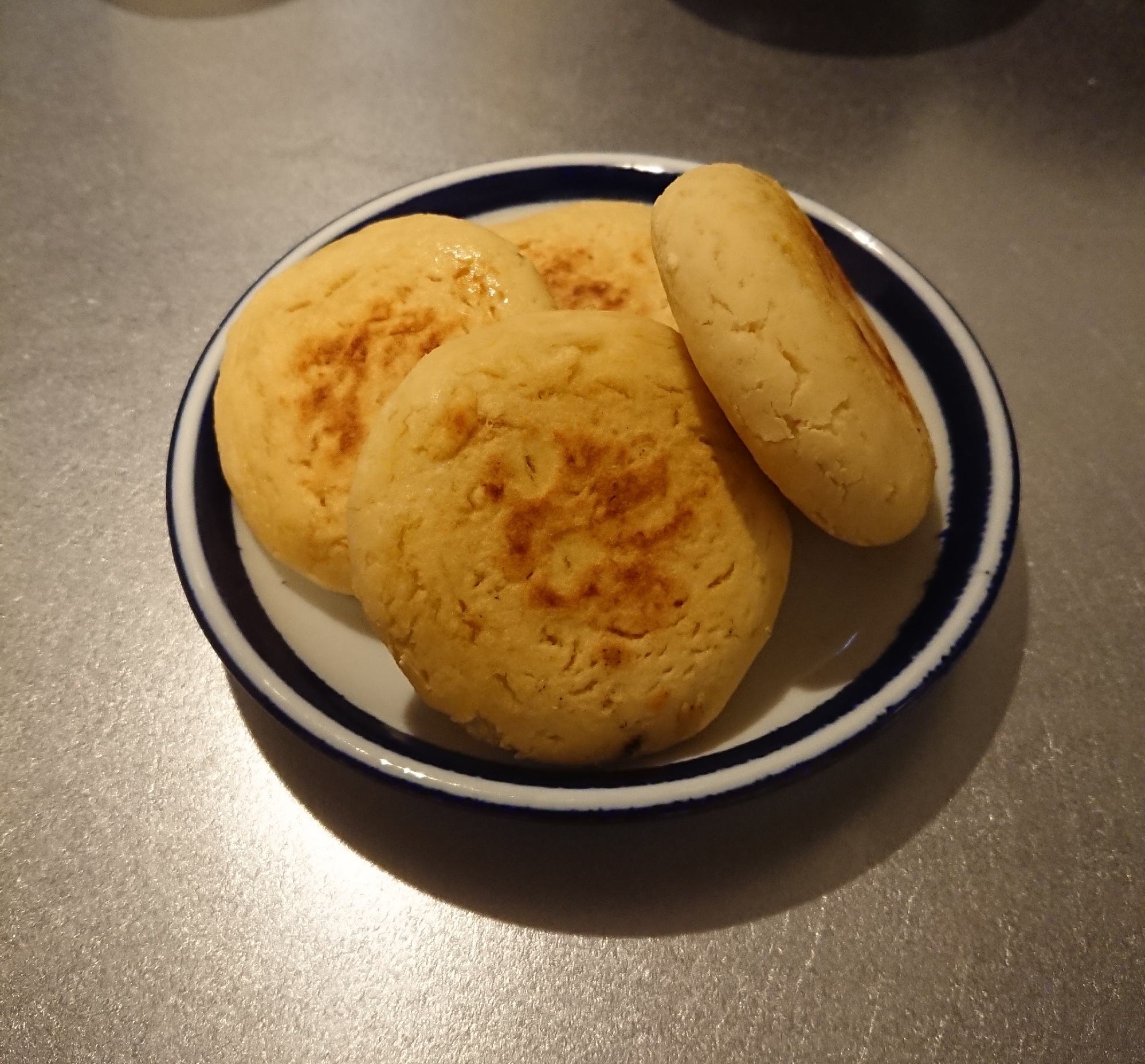 フライパンで作る米粉パン(ベーキングパウダー使用)