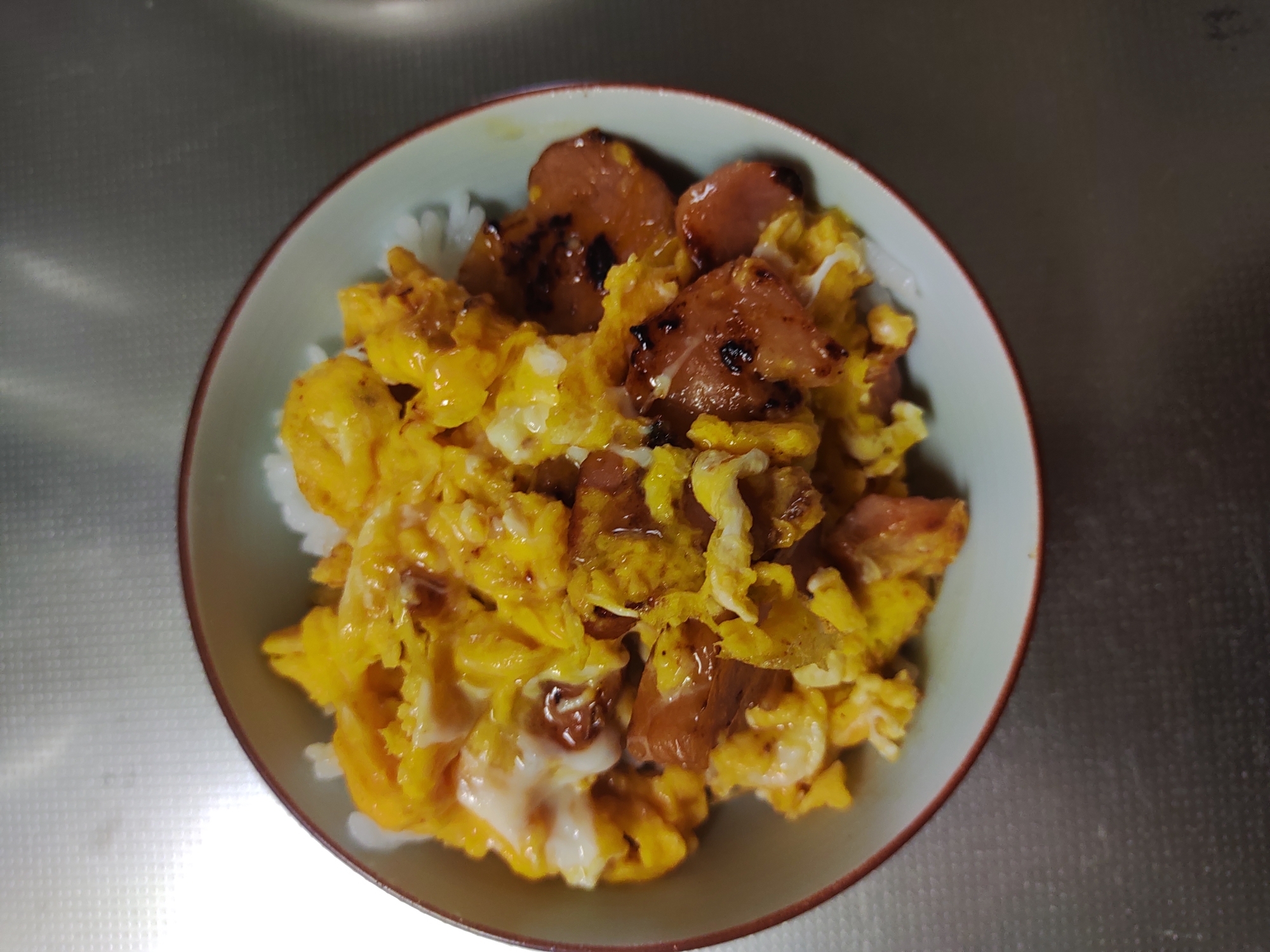 ベーコンエッグ丼