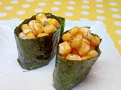 コーンマヨの軍艦巻き コーンマヨの軍艦巻き