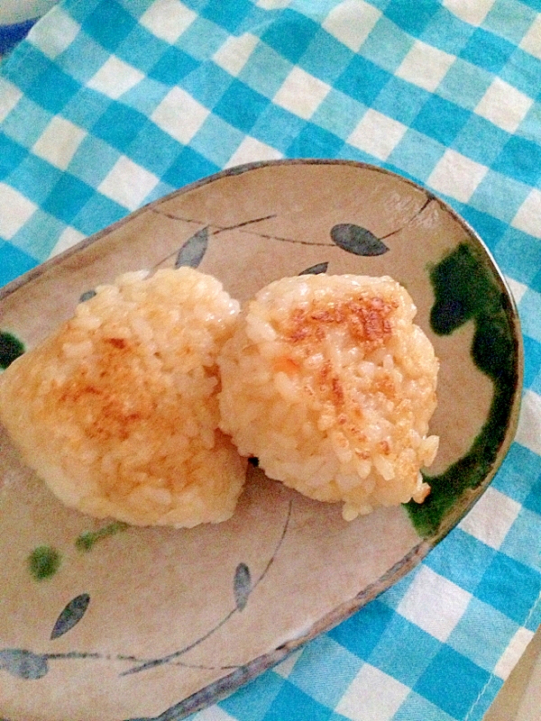 マヨ麺つゆの焼きおにぎり★