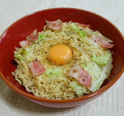 インスタントで簡単！焼きとんこつラーメン☆