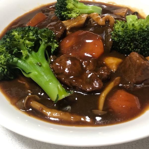 市販のルーで 絶品ビーフシチュー レシピ 作り方 By ゆじぽ 楽天レシピ 市販のルーで 絶品ビーフシチュー レシピ 作り方 By ゆじぽ 楽天レシピ