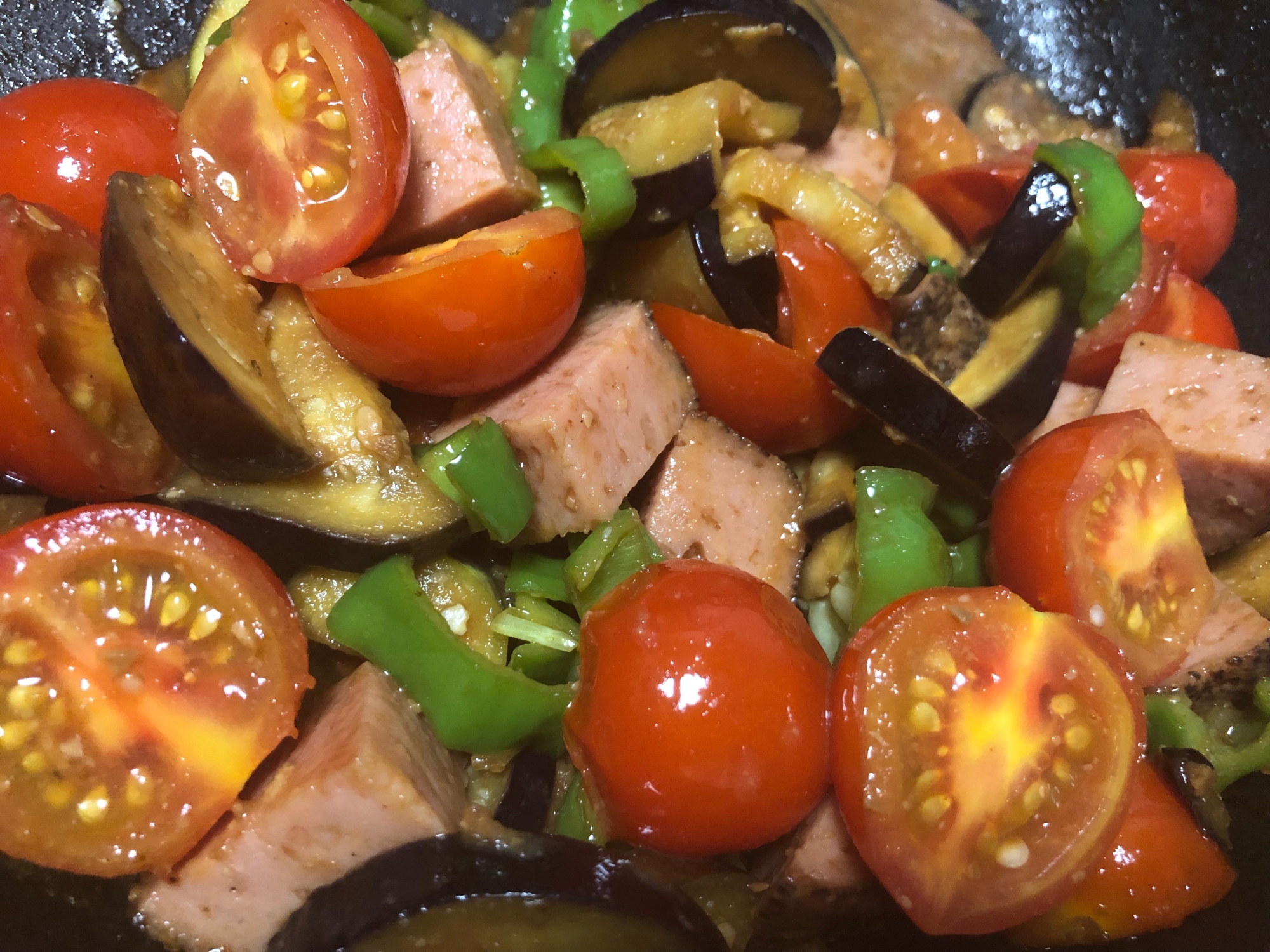 ご飯が進む！夏野菜の味噌炒め