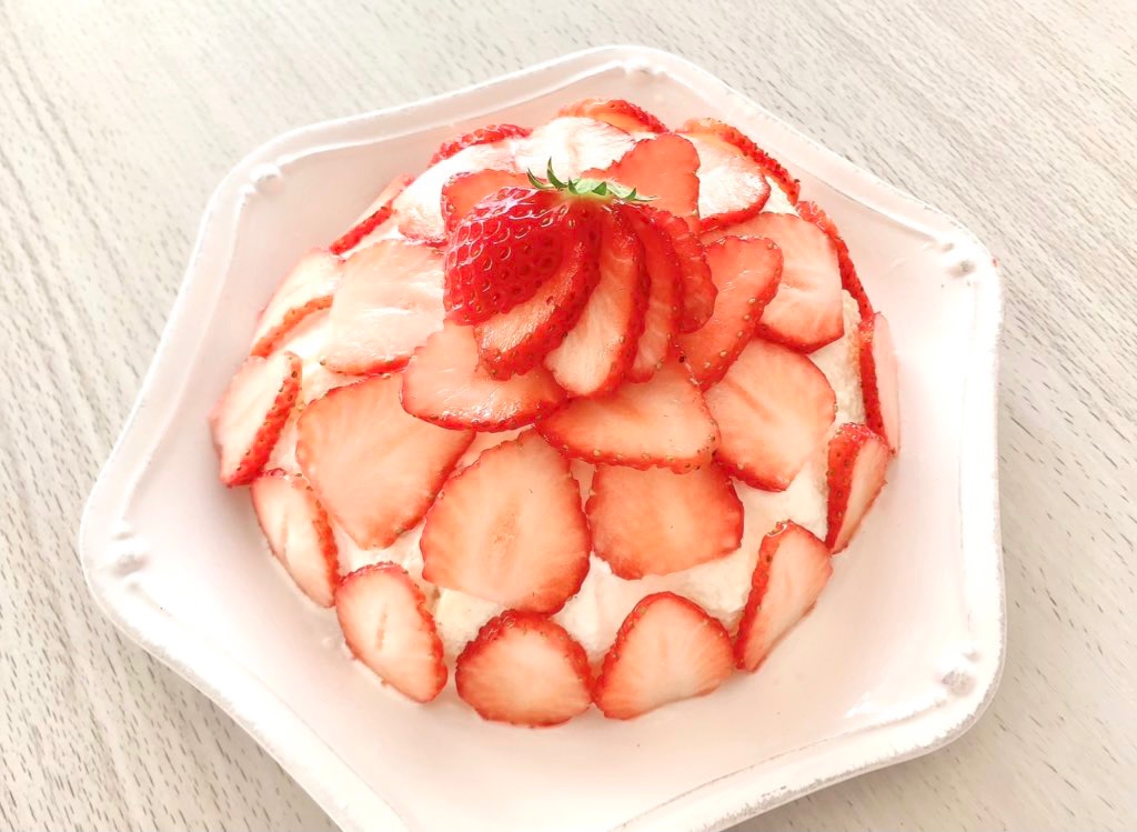 いちごのドームケーキ レシピ 作り方 By かんちゃんgogo 楽天レシピ いちごのドームケーキ レシピ 作り方 By かんちゃんgogo 楽天レシピ