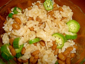 納豆オクラ混ぜ玄米ご飯