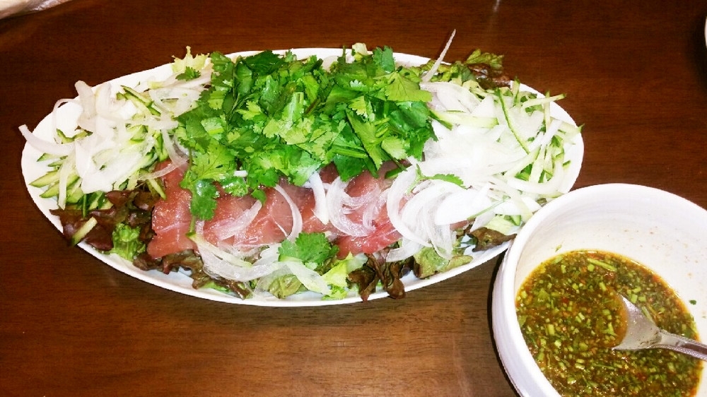 タイ風？カツオのたたきサラダ