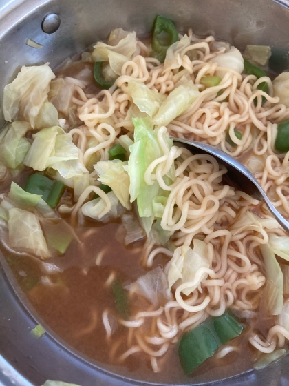 簡単⭐️鍋ひとつ✴️焼きラーメン！