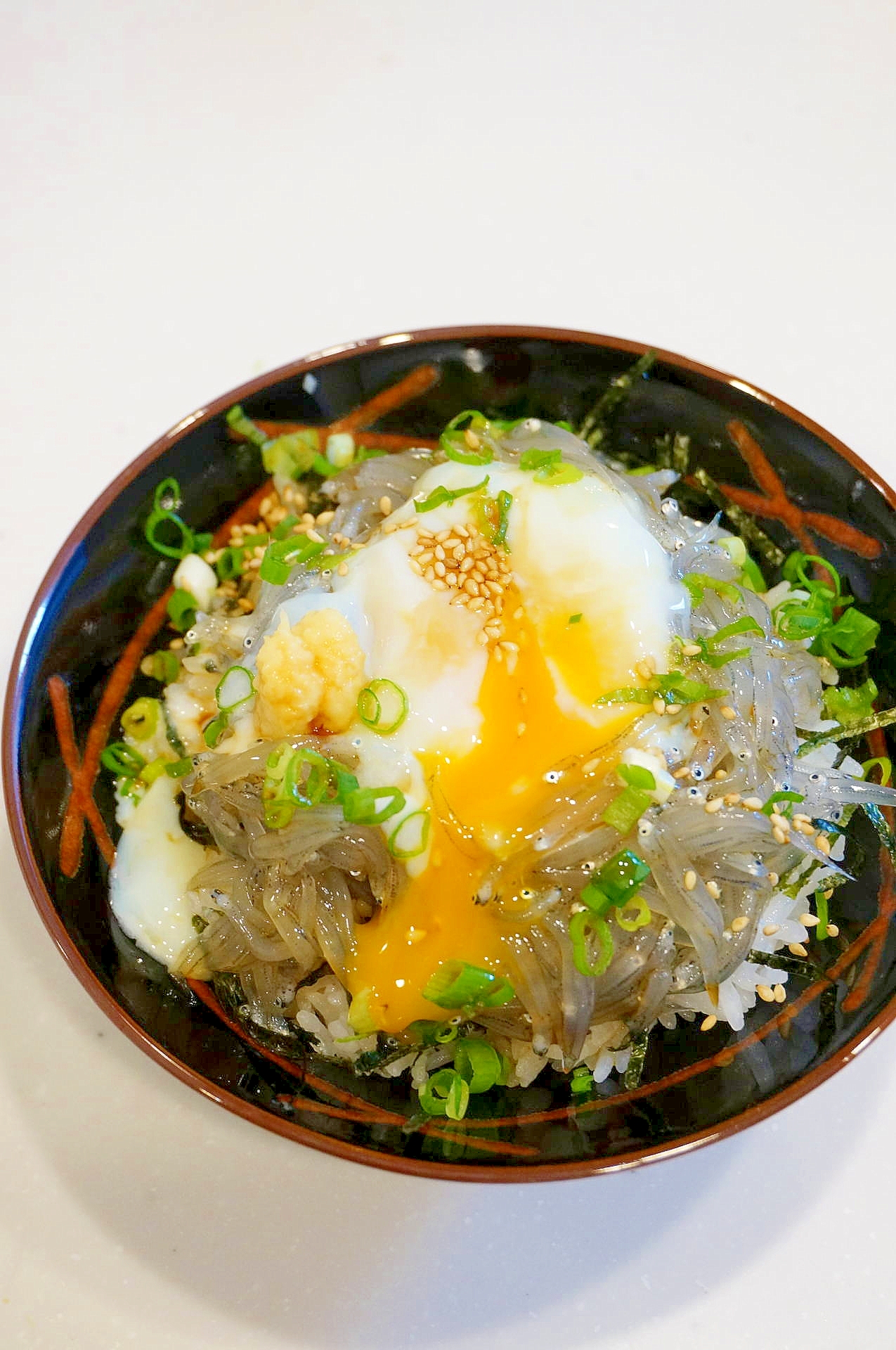 新鮮な朝獲れ生しらすが手に入ったら 生しらす丼 レシピ 作り方 By Oppeke22 楽天レシピ