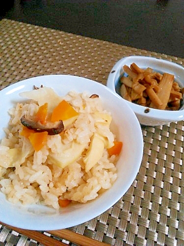 おでんの素でタケノコご飯 タケノコ大きめ 笑 レシピ 作り方 By Good 楽天レシピ おでんの素でタケノコご飯 タケノコ大きめ 笑 レシピ 作り方 By Good 楽天レシピ