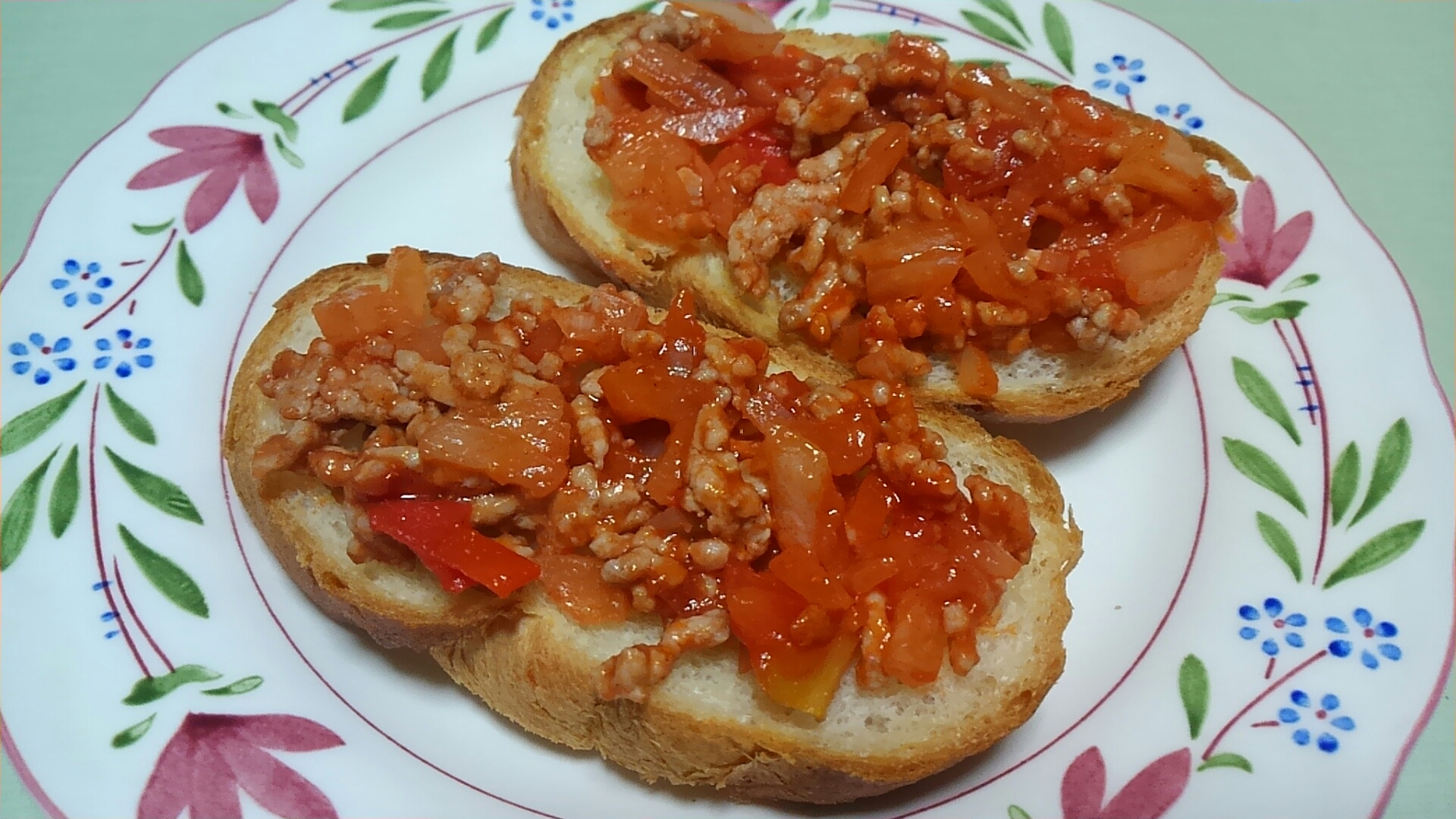 おつまみに ボロネーゼのバゲット レシピ 作り方 By ミニー7015 楽天レシピ おつまみに ボロネーゼのバゲット レシピ 作り方 By ミニー7015 楽天レシピ