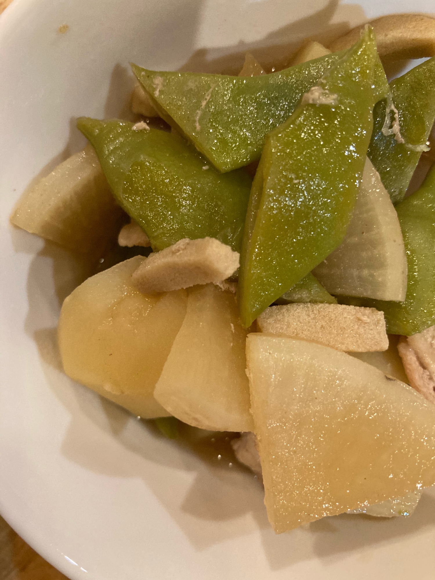 じゃがいもと大根とインゲンと高野豆腐の煮物